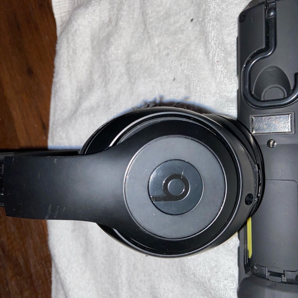 Beats Solo 3 (wireless)